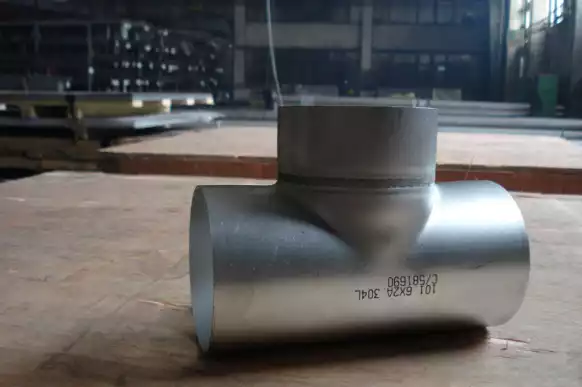 Тройник нержавеющий фото со склада